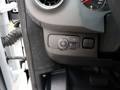 New 2026 Mercedes-Benz C 300 4MATIC Sedan image 39