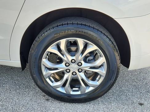 Certified 2021 Buick Enclave Avenir w/ Avenir Technology Package FWD image 8