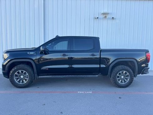 Used 2024 GMC Sierra 1500 AT4 w/ Technology Package image 15