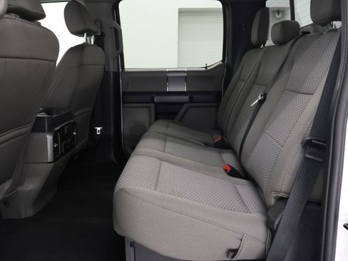 Used 2022 Ford F250 XLT w/ Black Appearance Package image 9