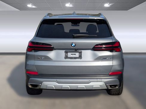 Used 2024 BMW X5 xDrive40i image 10