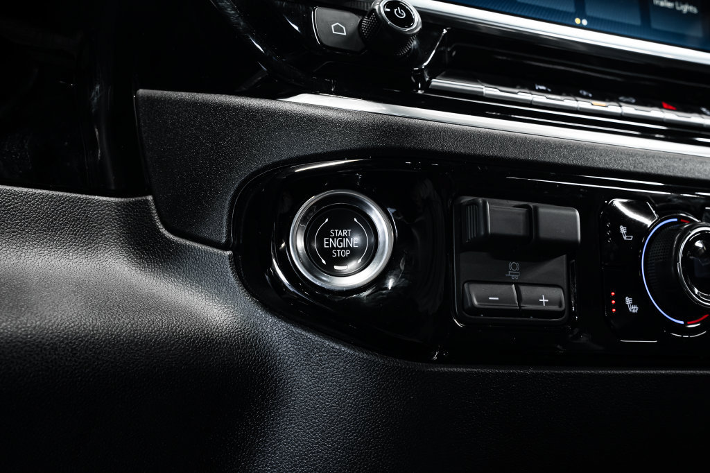 Used 2025 Chevrolet Silverado 1500 RST w/ Protection Package AWD/4WD image 24