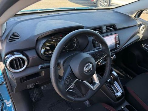 Certified 2025 Nissan Versa SR w/ Trunk Package image 18