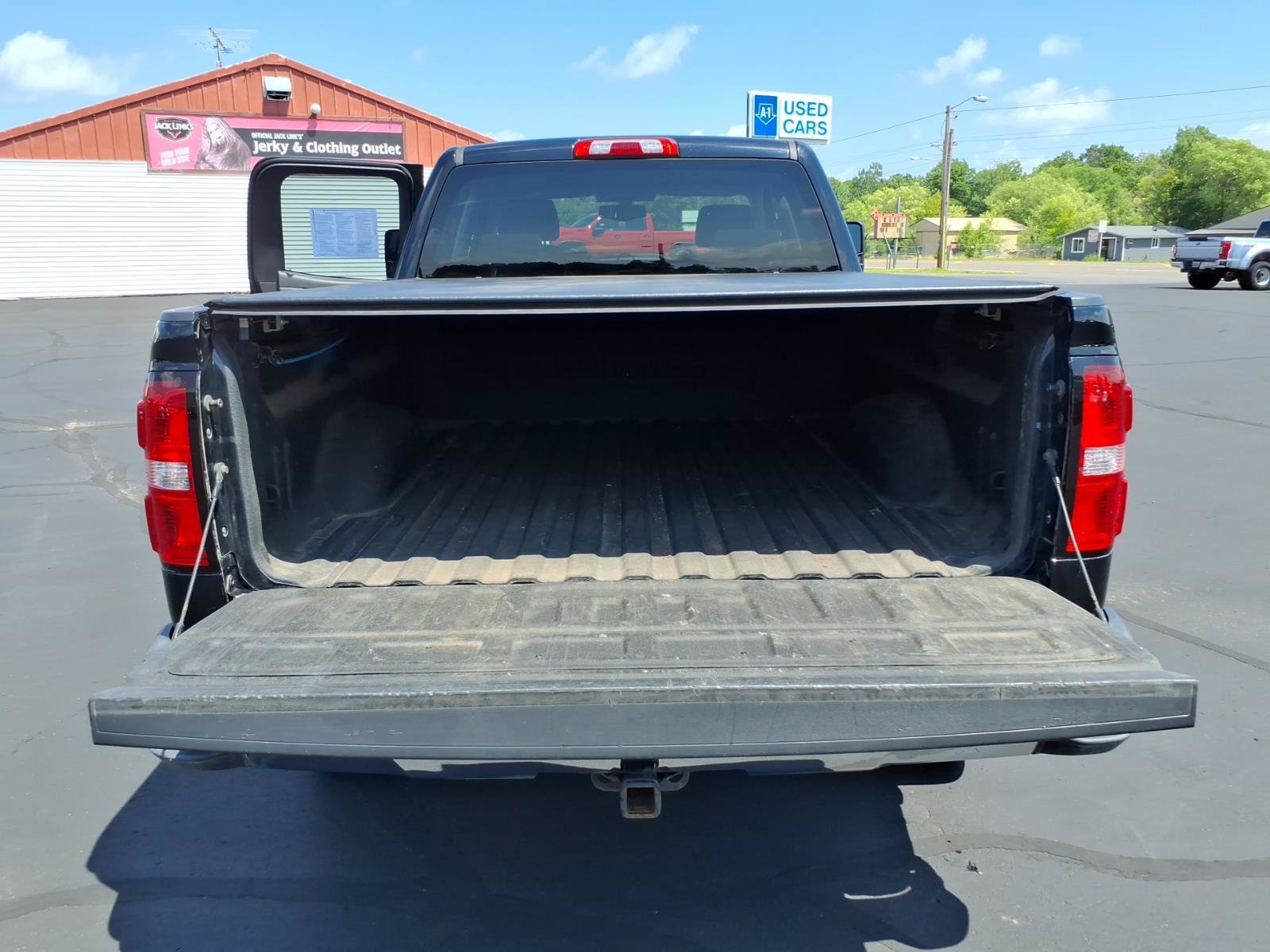 Used 2018 GMC Sierra 1500 SLE w/ Max Trailering Package AWD/4WD image 15