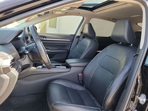 Used 2023 Nissan Altima 2.5 SL image 16