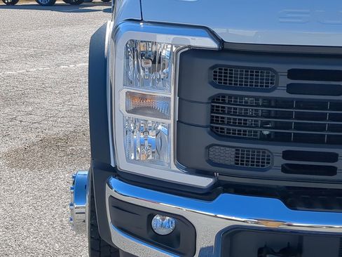 Used 2025 Ford F450 XL w/ 360-Degree Camera Package image 8