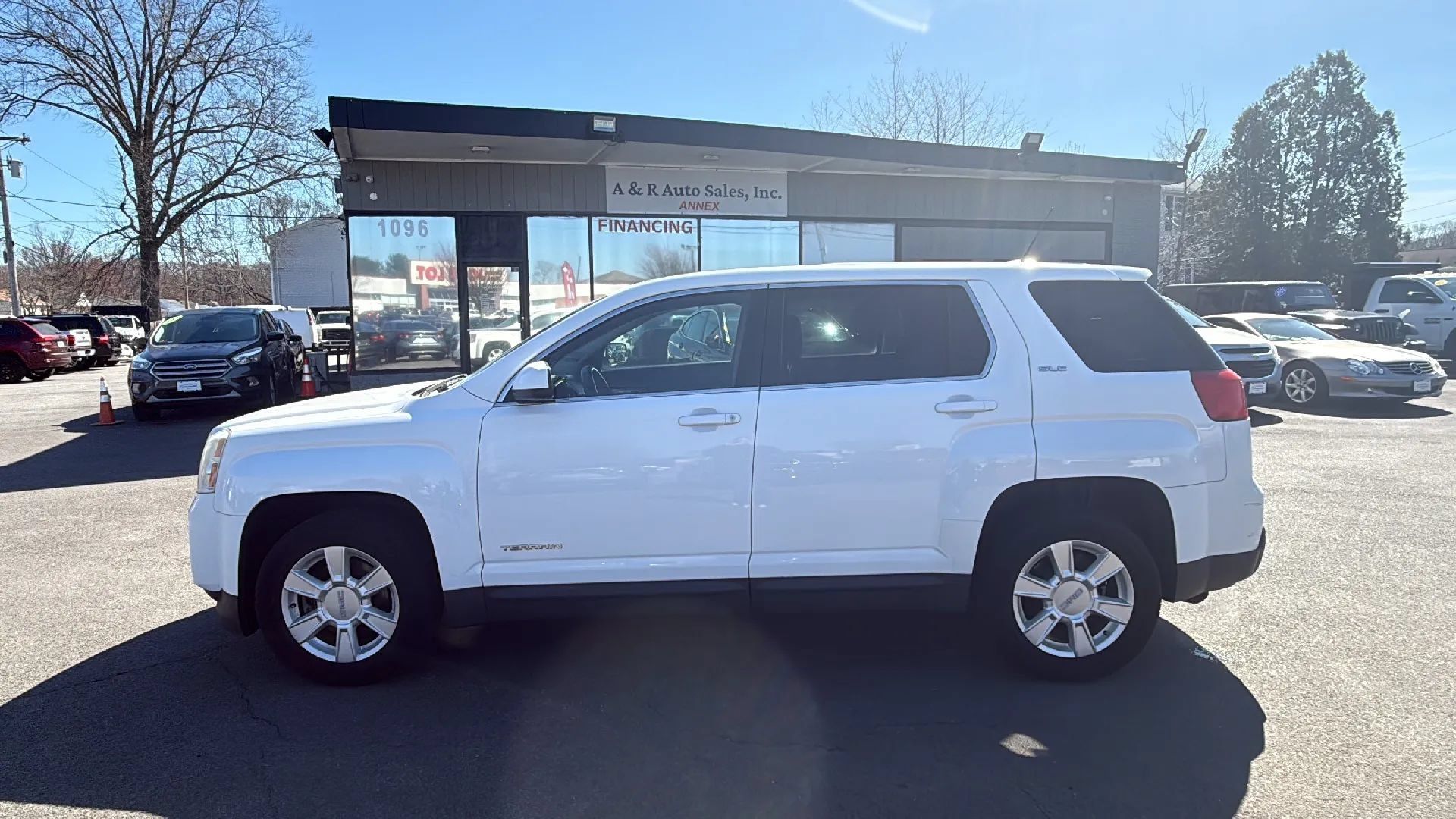 Used 2012 GMC Terrain SLE FWD image 4
