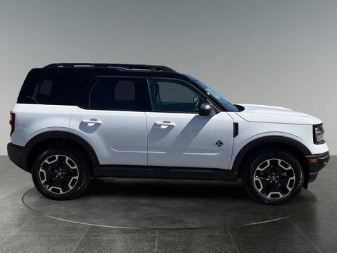 Used 2024 Ford Bronco Sport Outer Banks w/ Tech Package AWD/4WD image 10