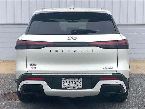 Used 2023 INFINITI QX60 Luxe w/ Cargo Package AWD/4WD image 5