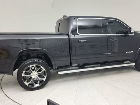 Used 2019 RAM 1500 Laramie AWD/4WD image 6