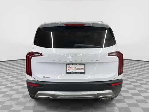 Used 2022 Kia Telluride EX w/ EX Premium Package image 6