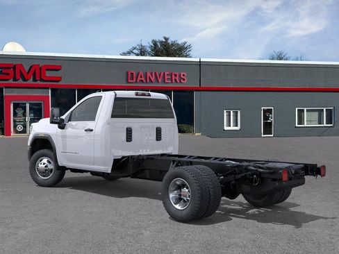 New 2026 GMC Sierra 3500 Pro w/ Convenience Package image 3