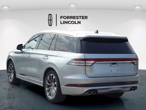 Used 2023 Lincoln Aviator Grand Touring w/ Equipment Group 301A AWD/4WD image 5