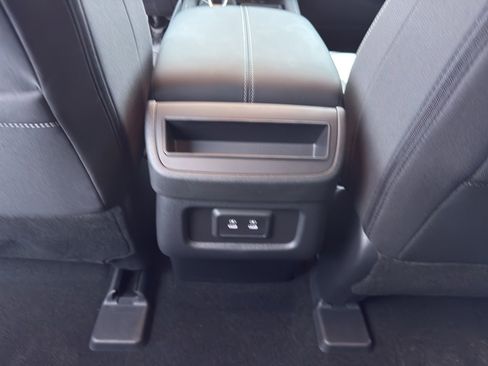 New 2026 Nissan Pathfinder SV image 31