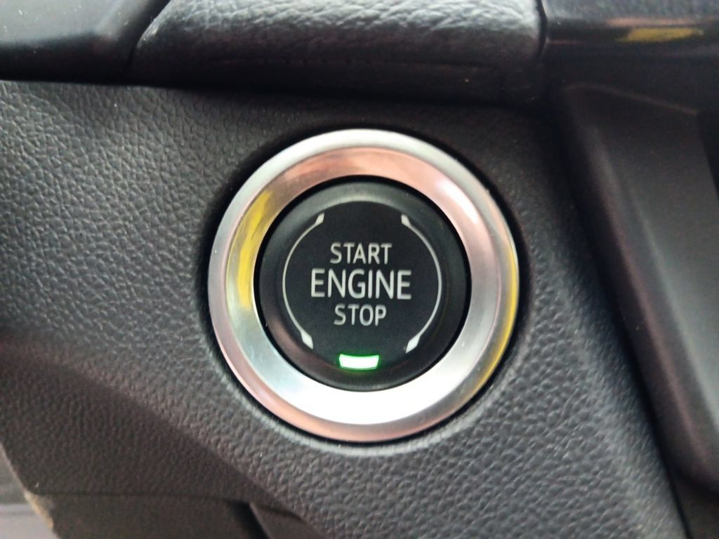 Used 2025 Cadillac CT4 Sport AWD/4WD image 18