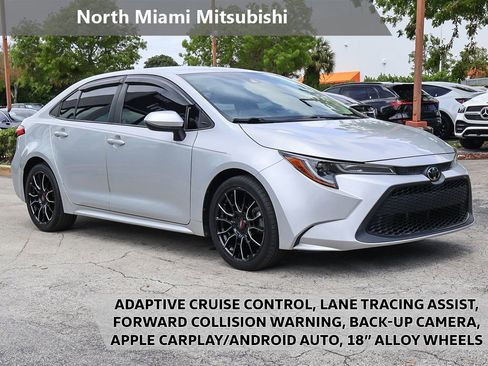 Used 2021 Toyota Corolla LE FWD image 1