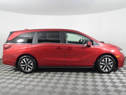 New 2026 Honda Odyssey EX-L image 5