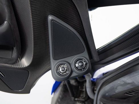 Used 2015 McLaren P1 image 21