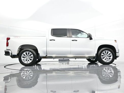 Used 2022 Chevrolet Silverado 1500 Custom w/ Safety Confidence Package image 49