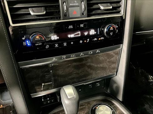 Used 2024 Nissan Armada Platinum w/ Captain's Chairs Package image 33