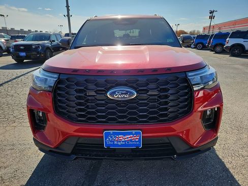 New 2026 Ford Explorer ST-Line image 3