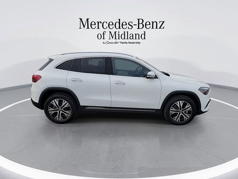 New 2025 Mercedes-Benz GLA 250 image 9
