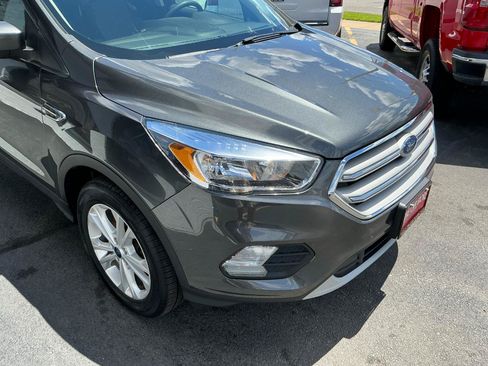 Used 2019 Ford Escape SE AWD/4WD image 24