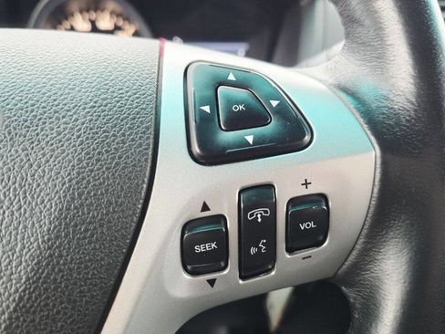 Used 2014 Ford Explorer XLT w/ Equipment Group 202A image 25