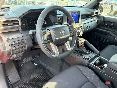 Used 2025 Toyota Tacoma SR5 image 11