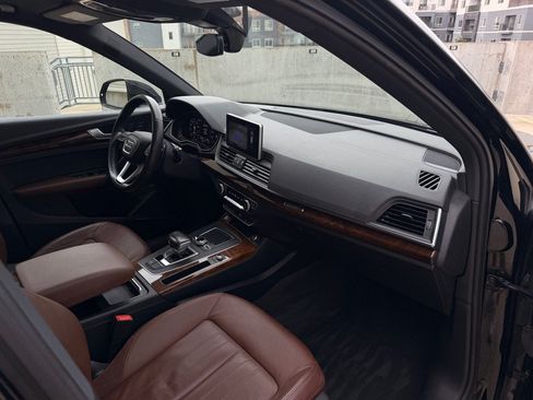 Used 2018 Audi Q5 2.0T Premium Plus w/ Premium Plus Package AWD/4WD image 21