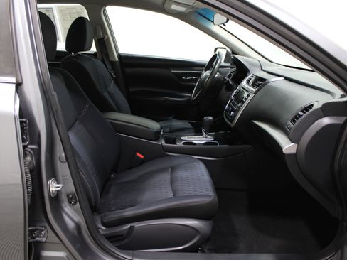 Used 2017 Nissan Altima 2.5 SV image 26