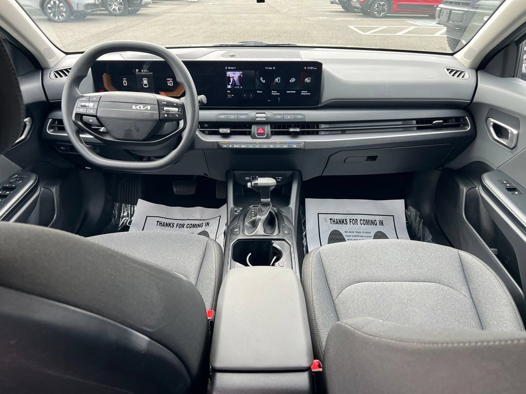Certified 2025 Kia K4 FWD image 14