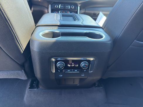 Certified 2024 Chevrolet Tahoe Z71 w/ Luxury Package AWD/4WD image 31