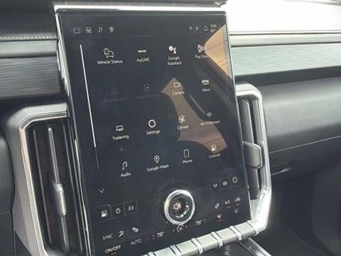 Certified 2025 GMC Acadia Elevation image 21