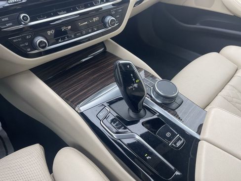 Used 2022 BMW 540i xDrive w/ Convenience Package image 33