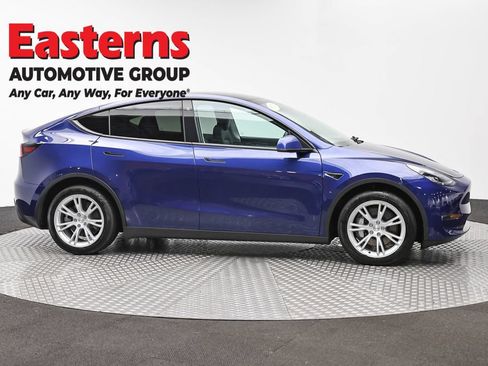 Used 2021 Tesla Model Y Long Range AWD/4WD image 4
