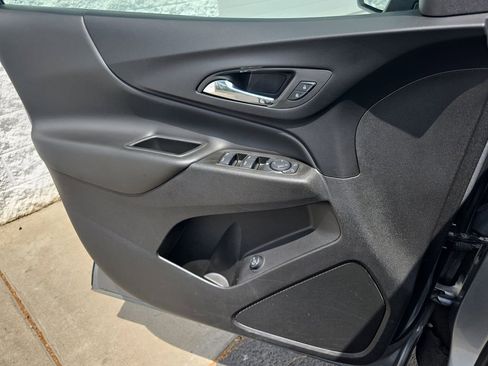 Used 2024 Chevrolet Equinox LT AWD/4WD image 27