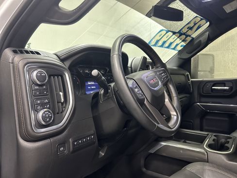 Used 2023 GMC Sierra 2500 AT4 w/ Gooseneck/5TH Wheel Package image 13