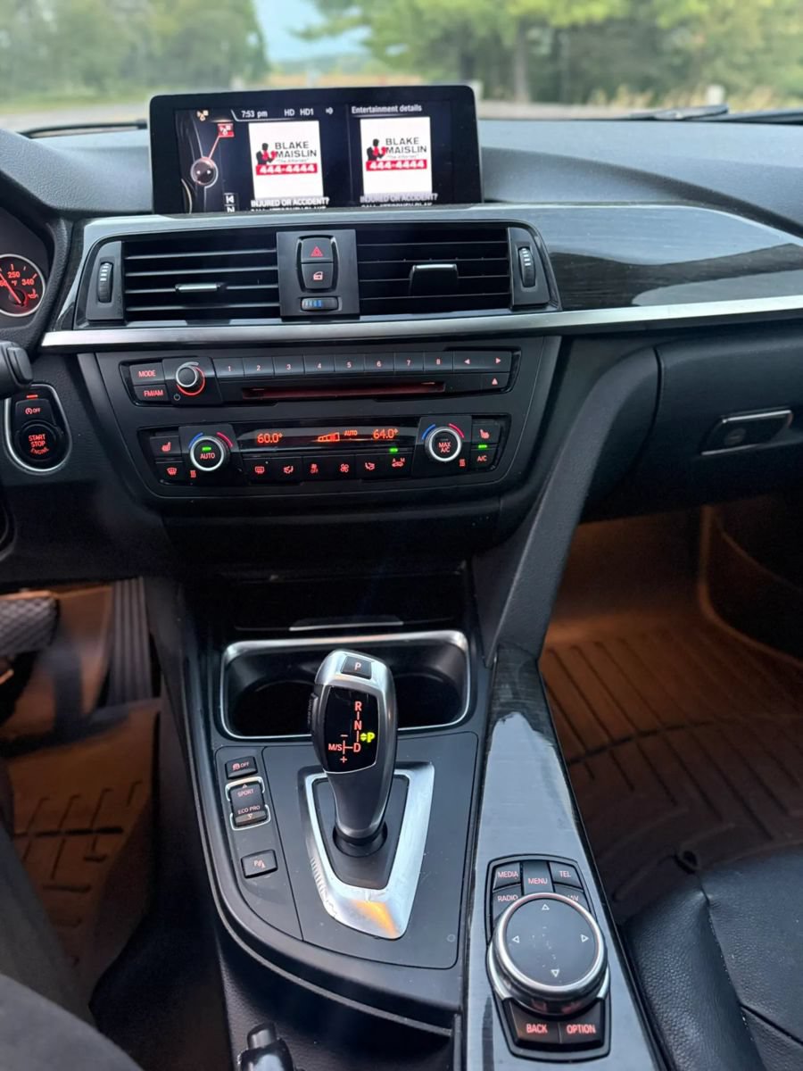 Used 2015 BMW 328i xDrive Sedan AWD/4WD image 15