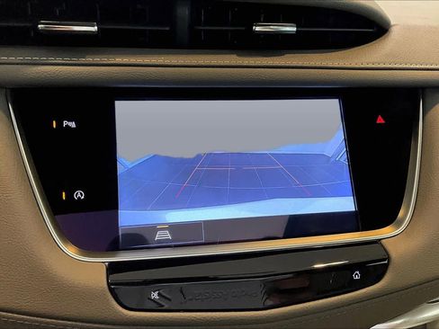 Used 2022 Cadillac XT5 Premium Luxury FWD image 29