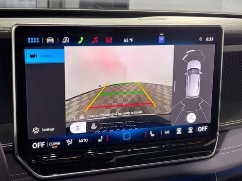 New 2026 Volkswagen Tiguan SE AWD/4WD image 16