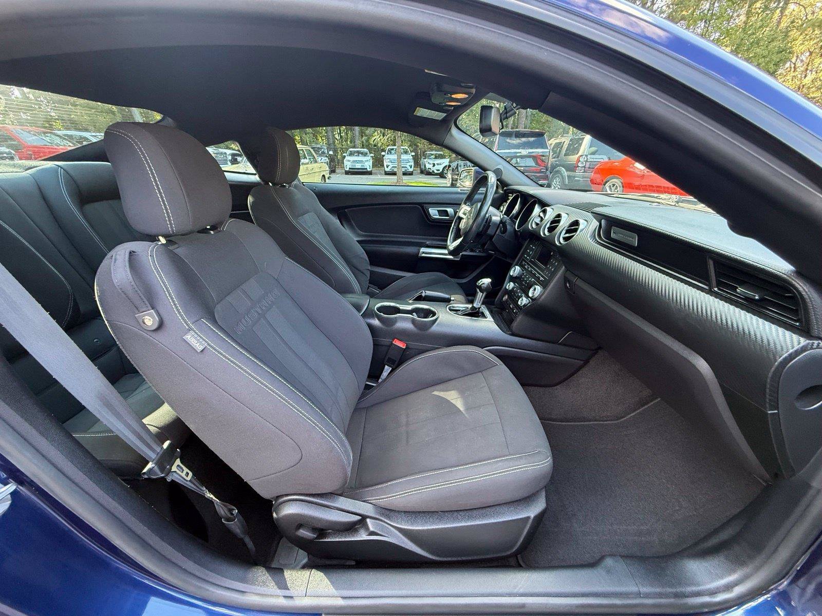 Used 2018 Ford Mustang Coupe RWD image 19