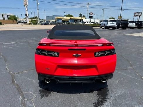 Used 2017 Chevrolet Camaro SS RWD image 9