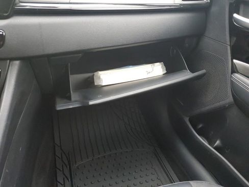 Used 2017 Kia Niro EX image 21