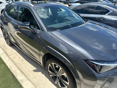 Used 2025 Lexus UX 300h FWD w/ Accessory Package (Z2)