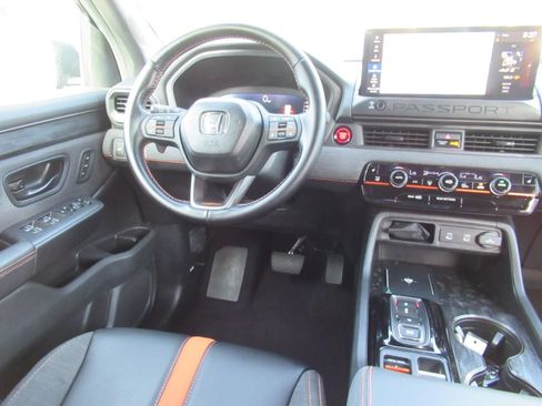 Used 2026 Honda Passport TrailSport image 13