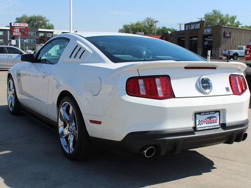 Used 2010 Ford Mustang GT RWD image 41