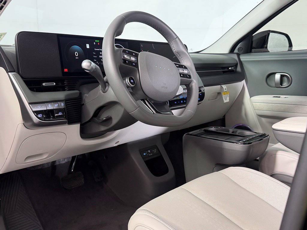 Used 2025 Hyundai Ioniq 5 Limited RWD image 12