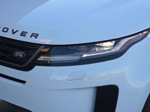 Used 2025 Land Rover Range Rover Evoque S image 33