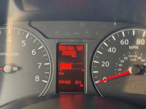 Used 2021 Nissan NV 2500 S image 3